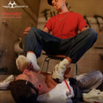 Sneaker sex VII - Gangster Alarm