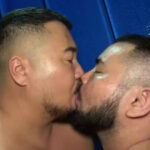 タイベアーと生交尾で初掘られイキ！豪華2編収録！